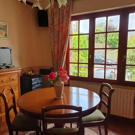Holiday home Maison Dans Le Bourg