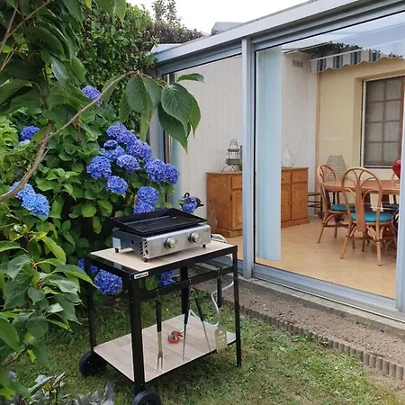 Nyaraló Maison Dans Le Bourg