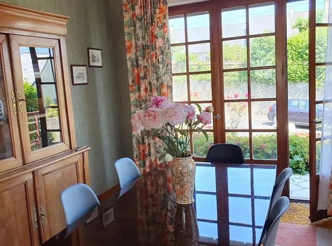 Maison Dans Le Bourg